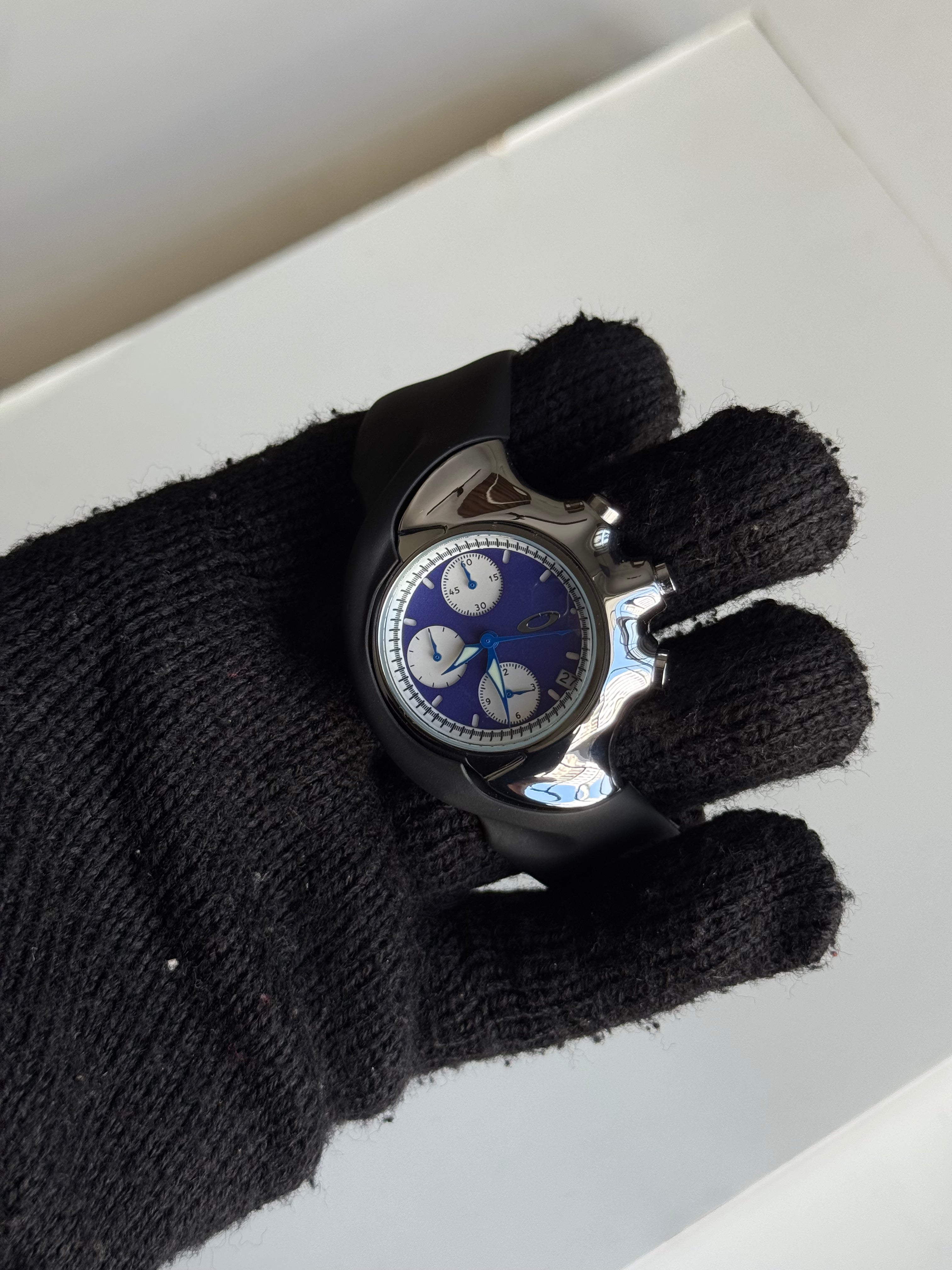 Oakley detonator watch