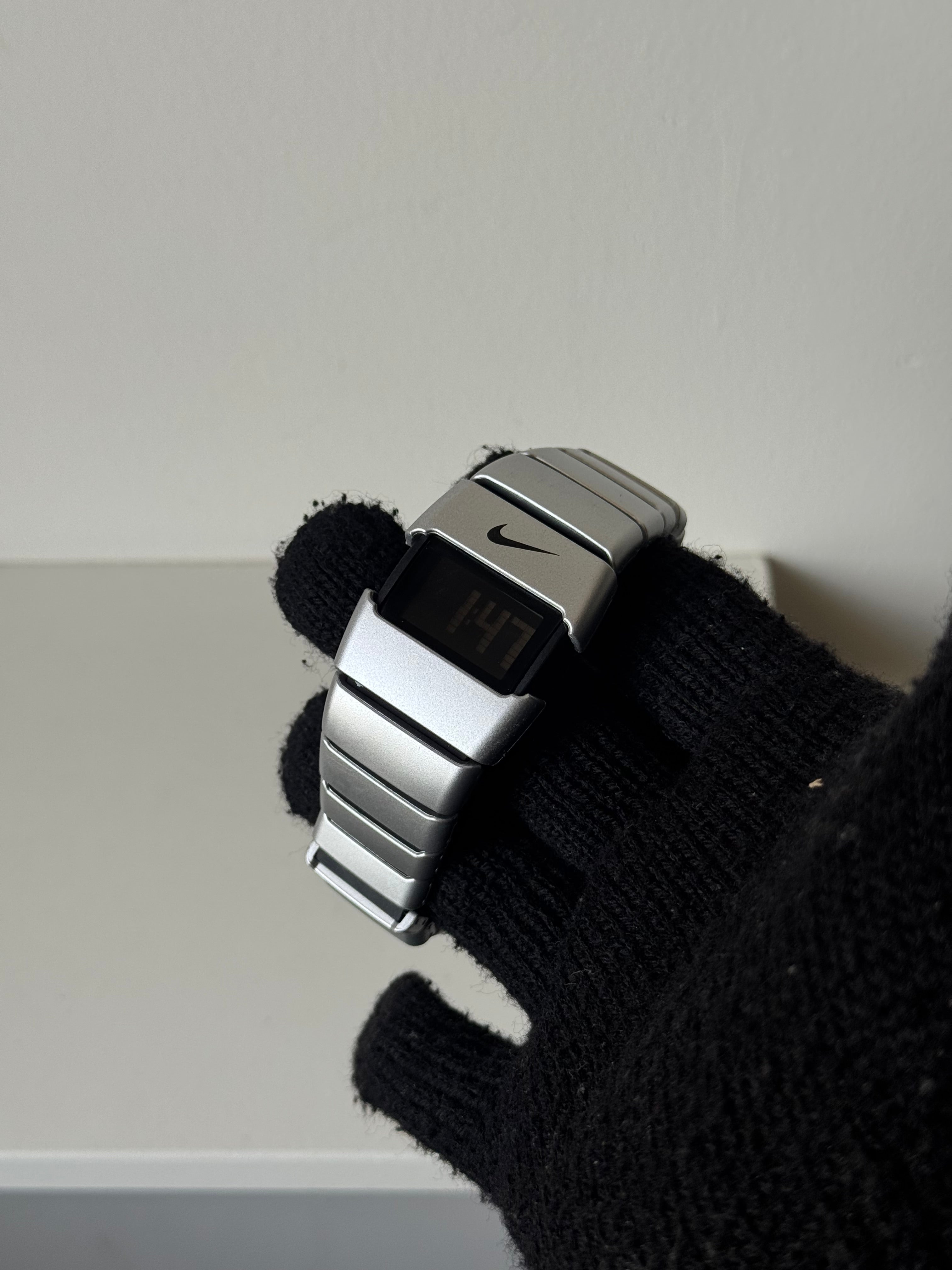 Nike D-line watch-thumbmail-2