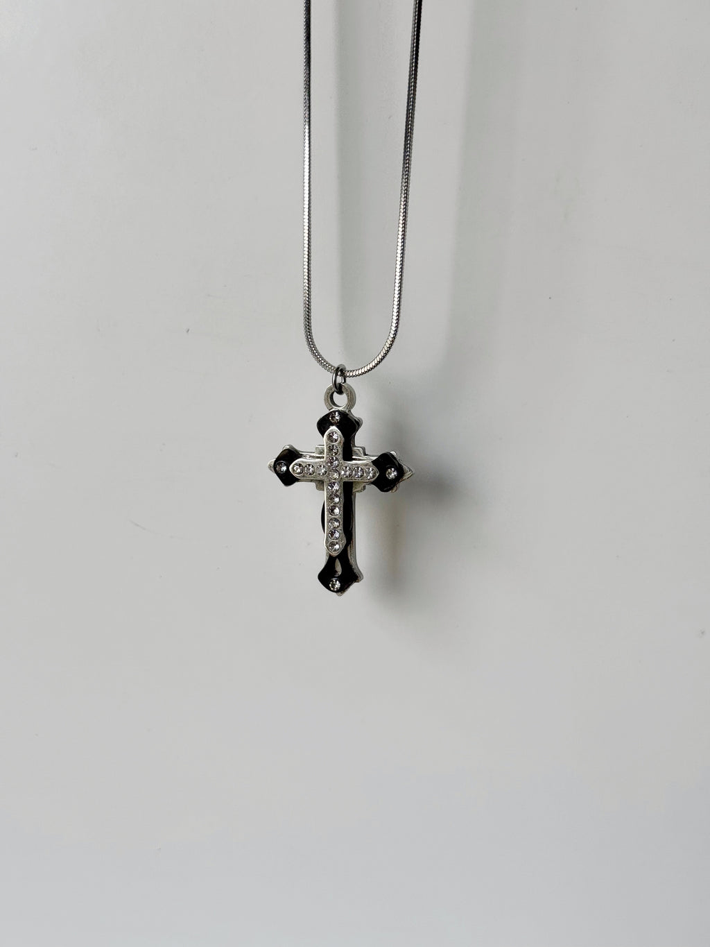 Black crystal cross chain