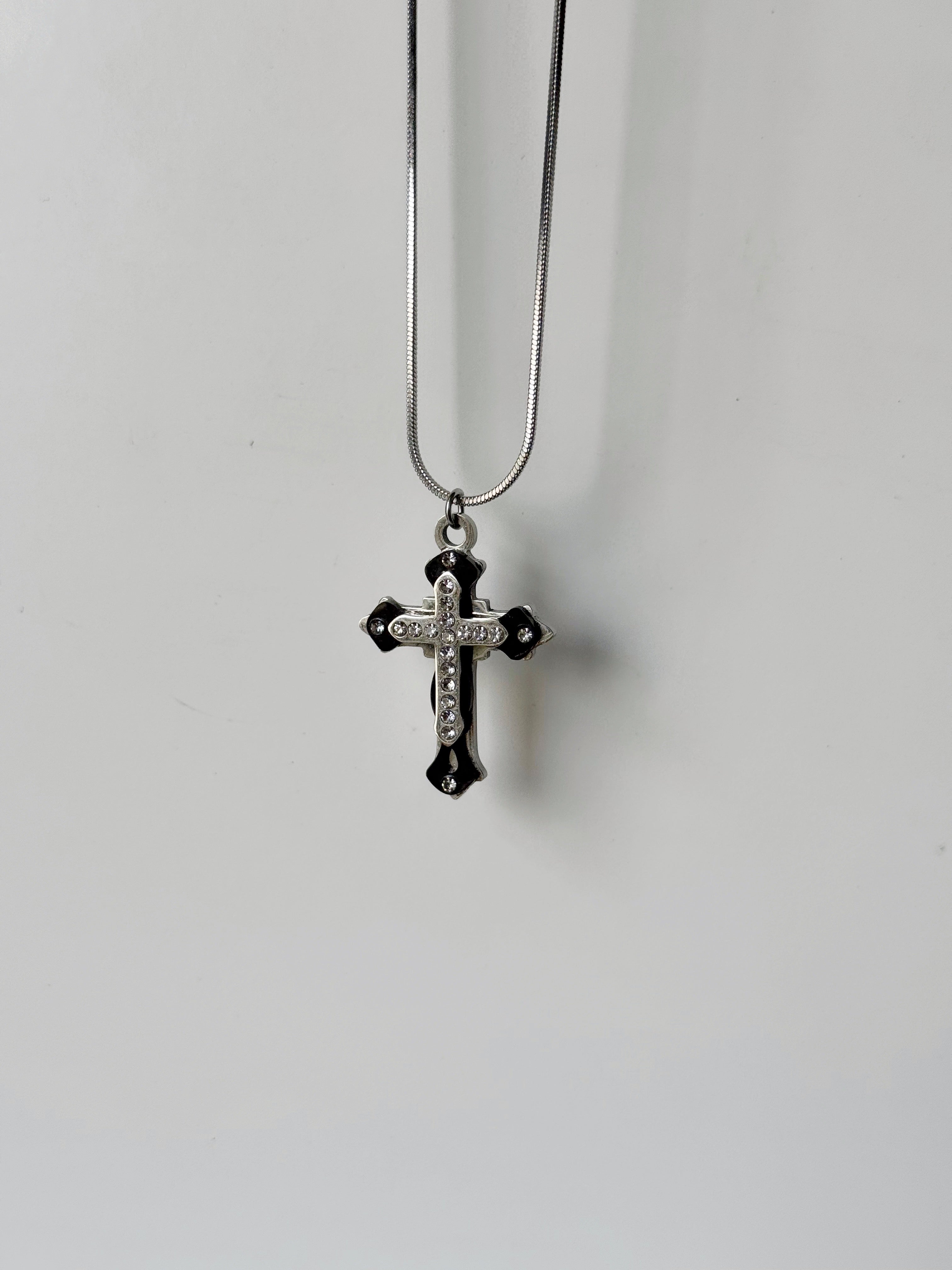 Black crystal cross chain