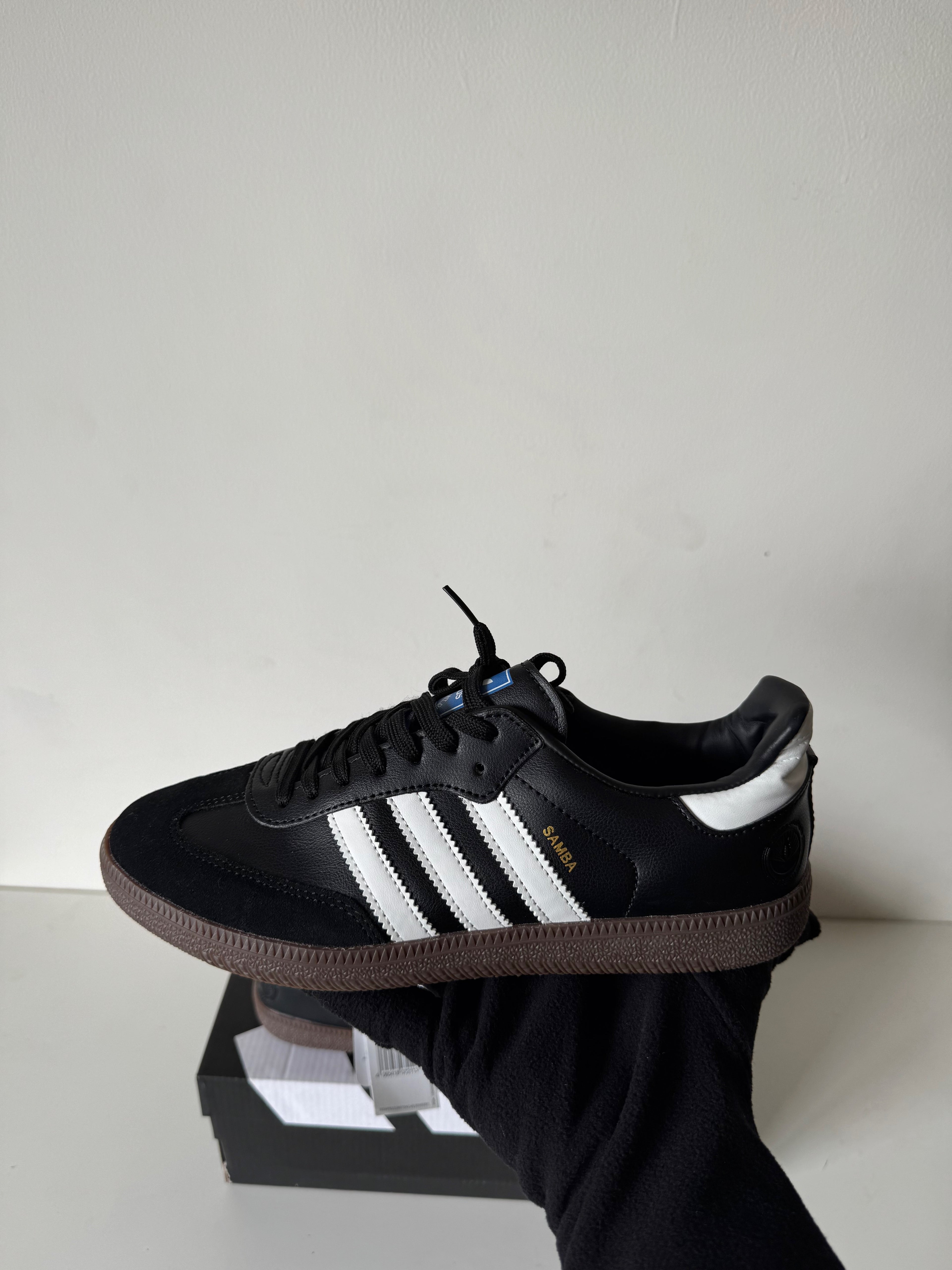Adidas samba - black variant