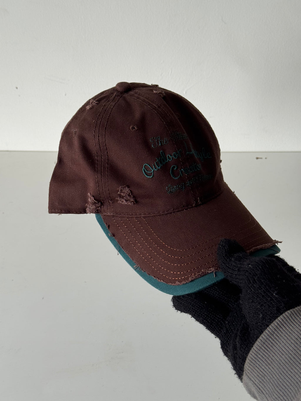 Y2K distress cap