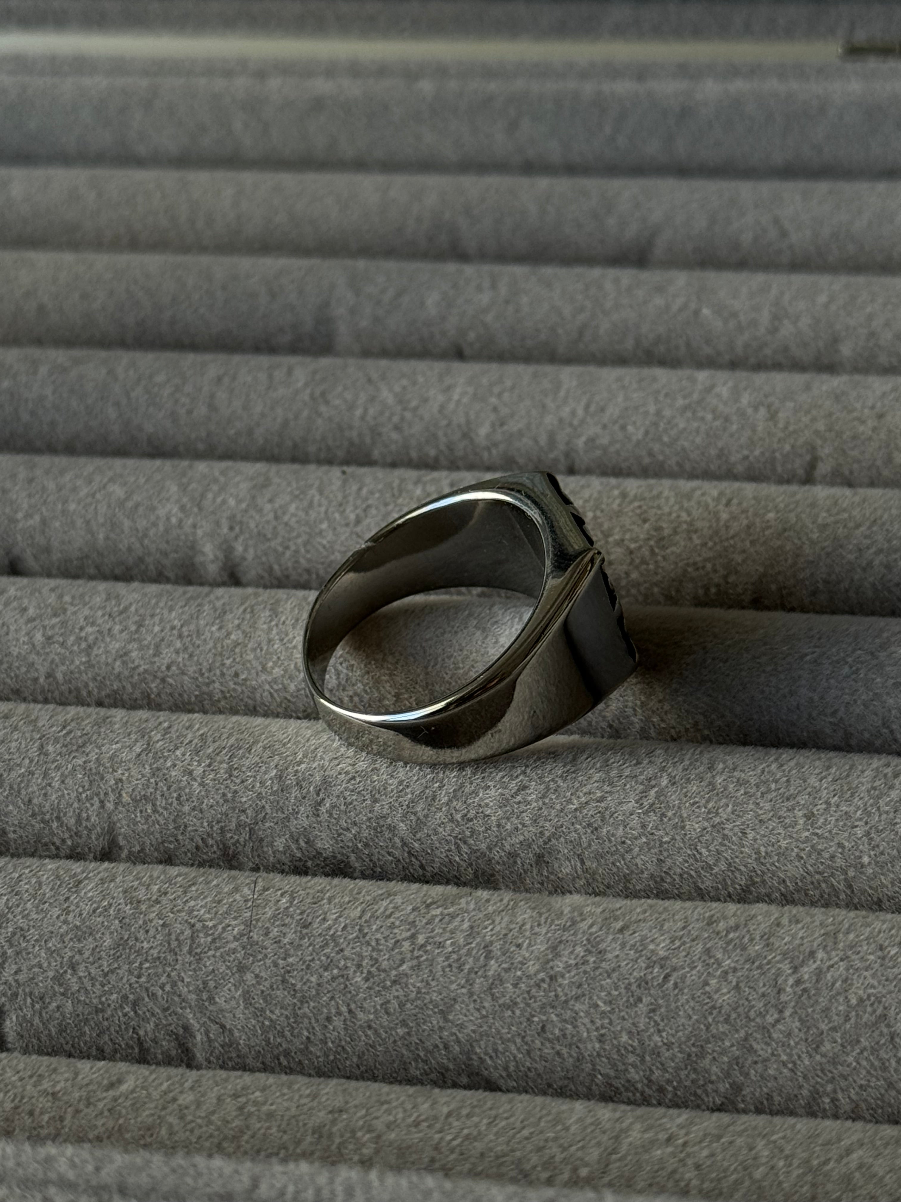 Chrome Hearts Maltese Cross Signet