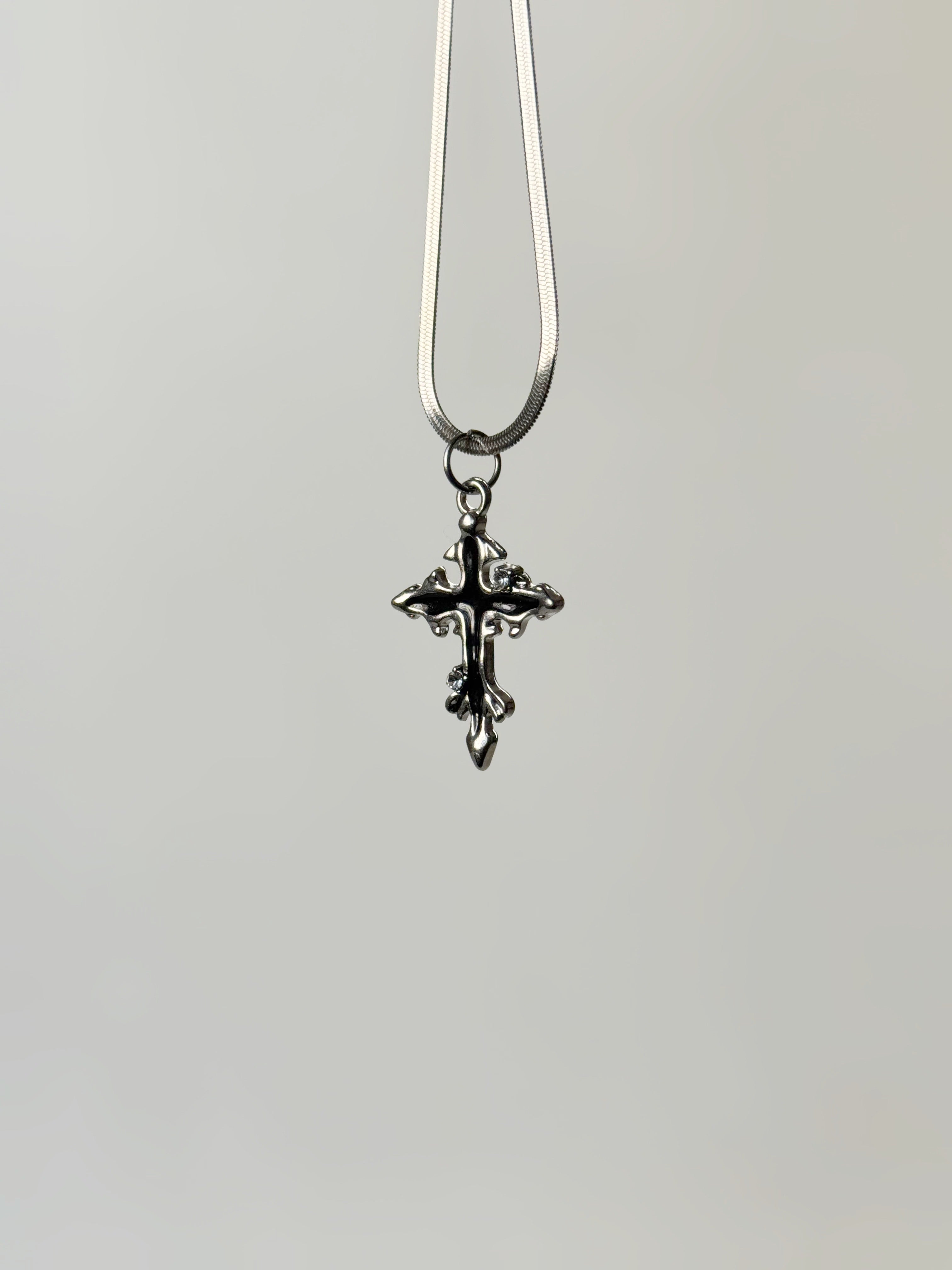 Silver toned black wax