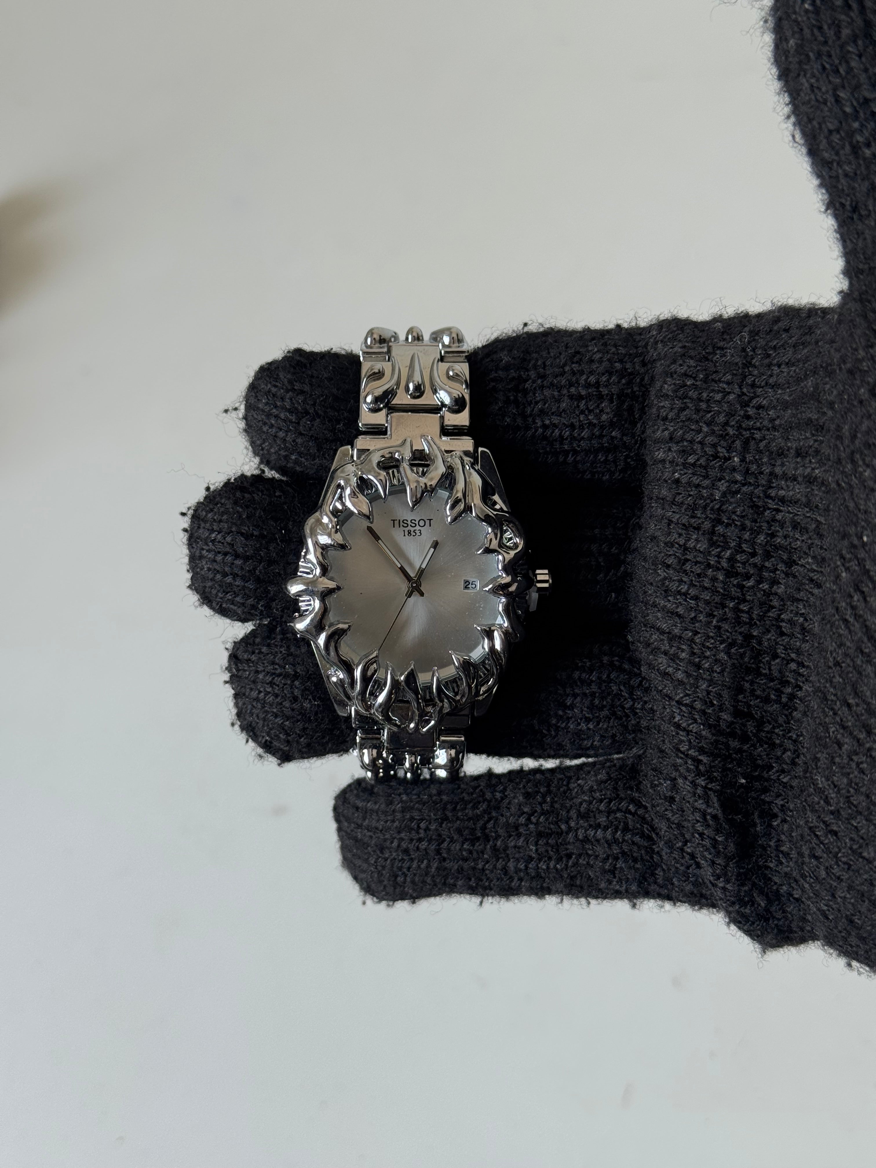 The claw / white dial-thumbmail-2