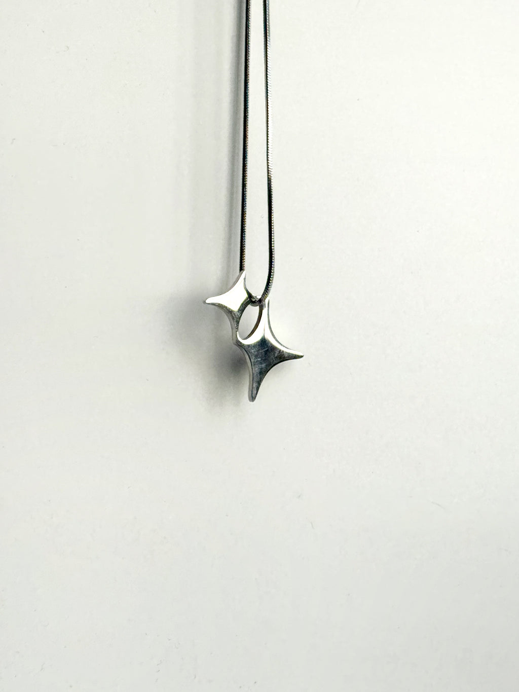 Double start pendant chain