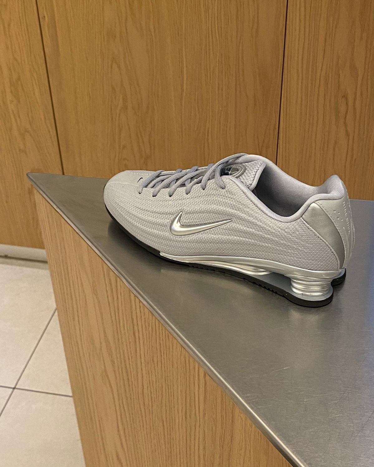Nike shox z reimagines 2026-thumbmail-3