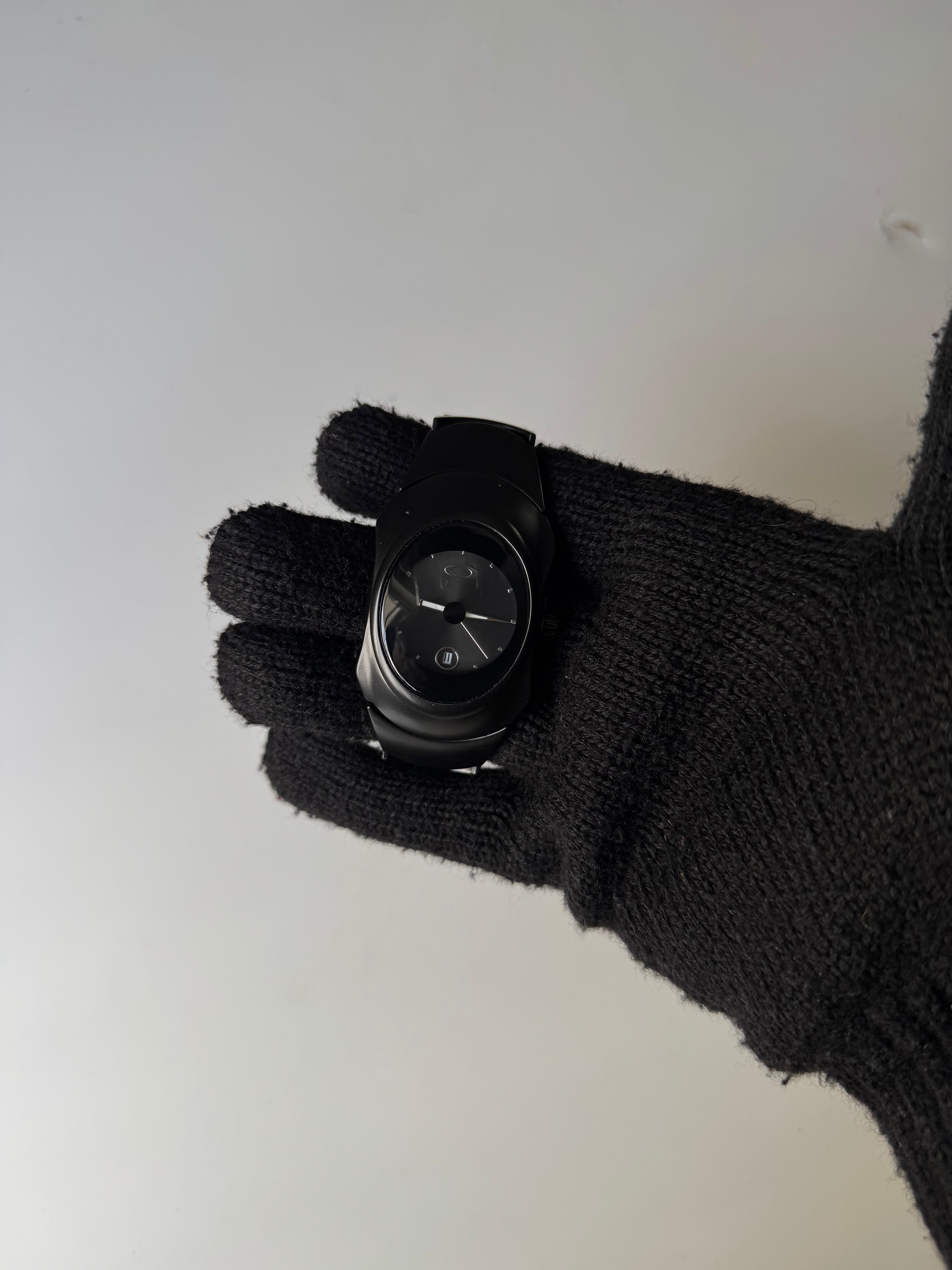 Oakley retro watch-thumbmail-2