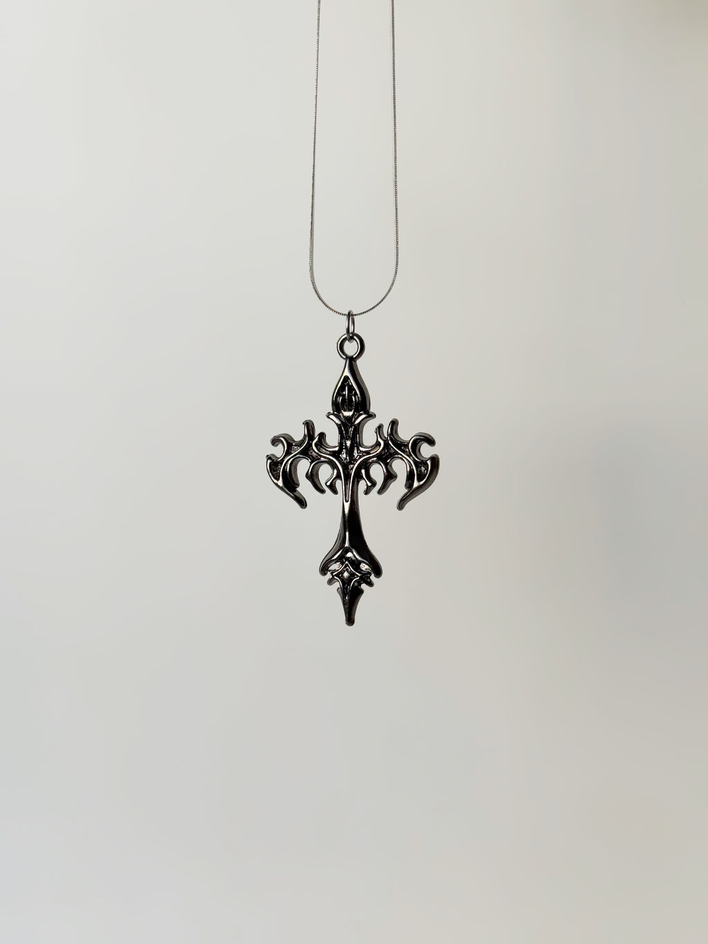 GOTHIC CROSS PENDANT