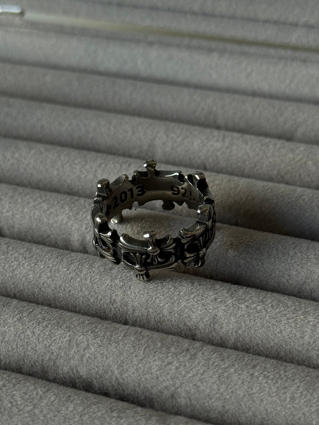 Crown ring
