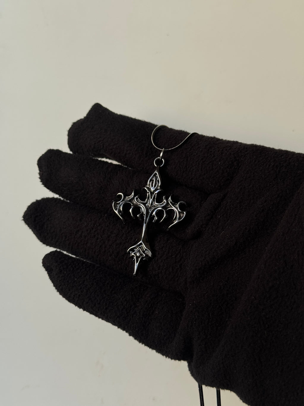 GOTHIC CROSS PENDANT