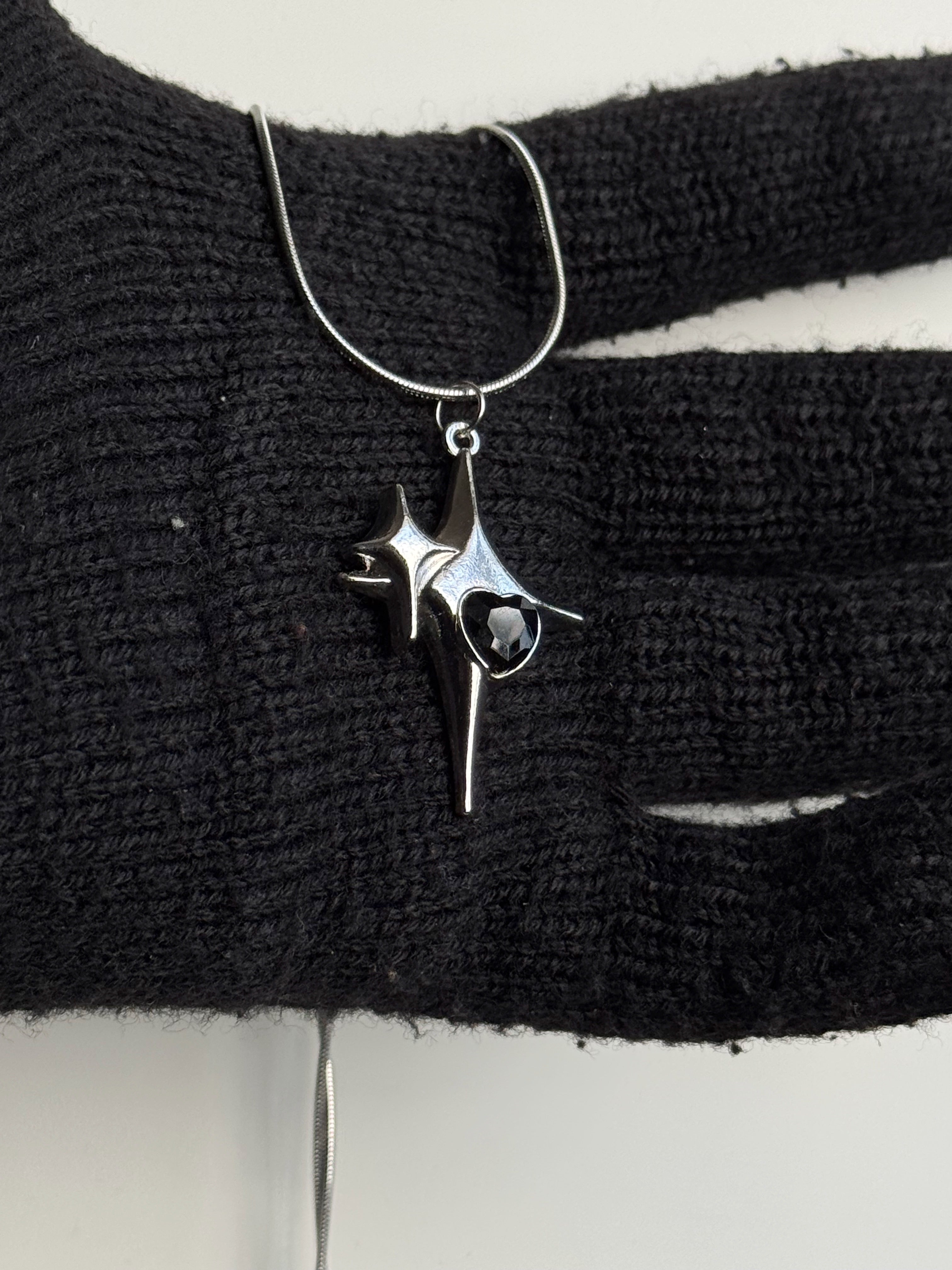 Stone twin pendant chain