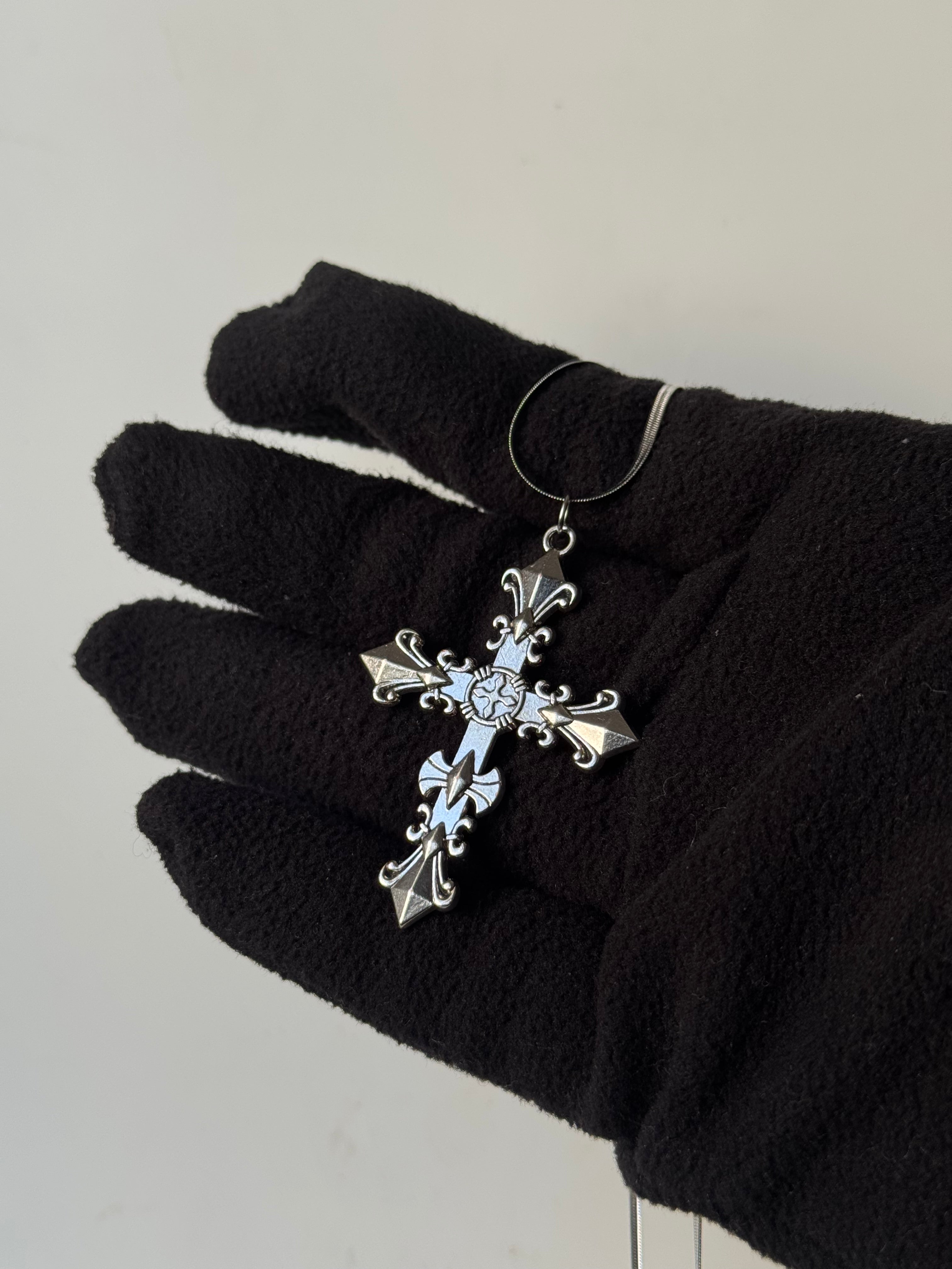 Gothic cross pendant-thumbmail-3