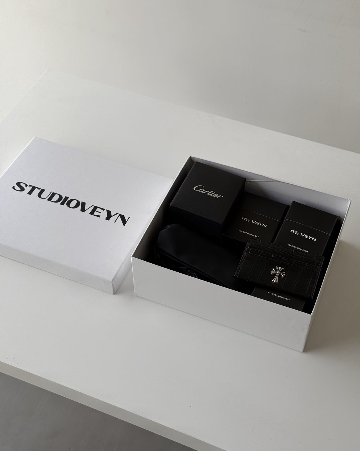VEYN BOX-thumbmail-2