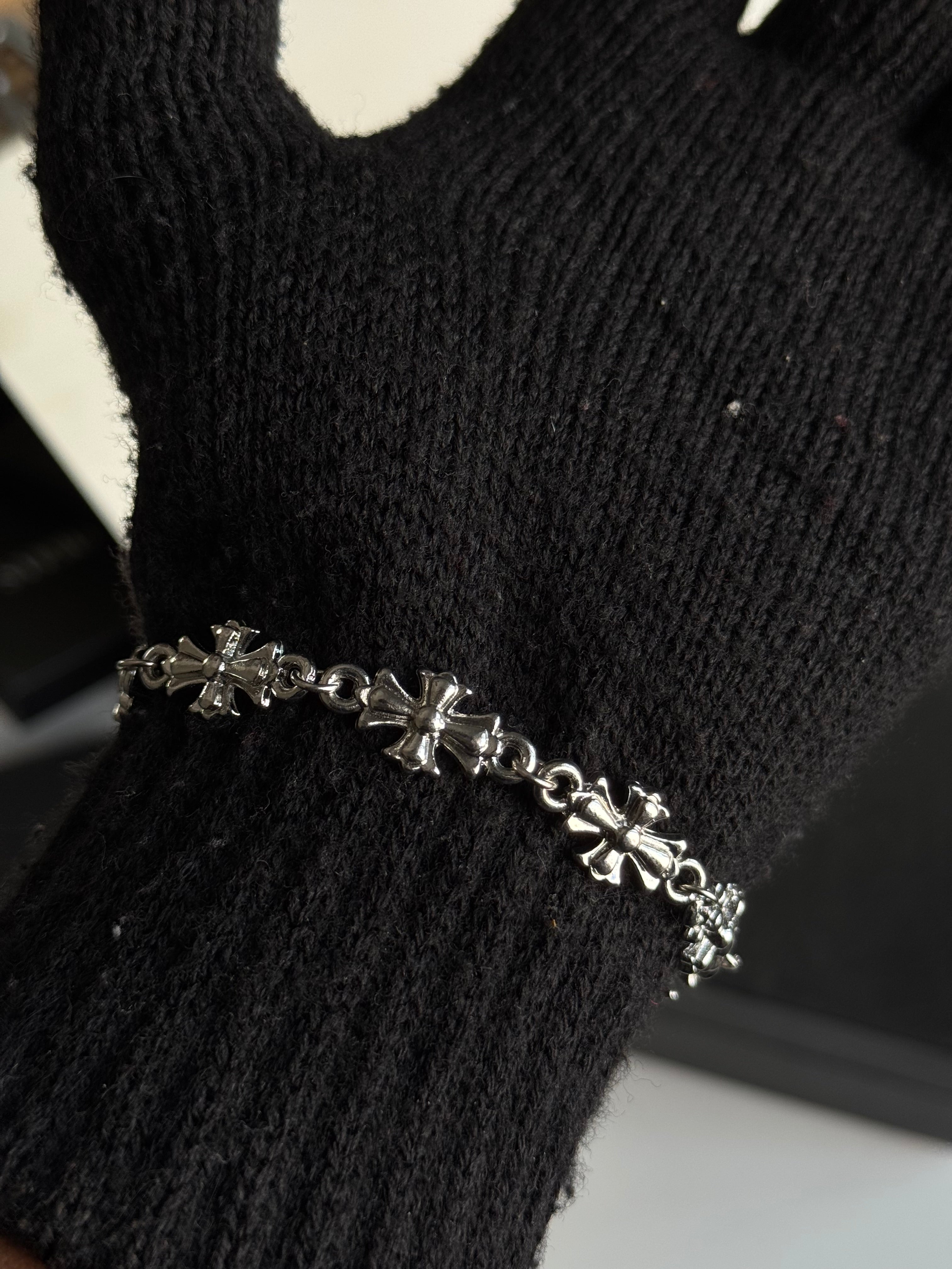 Chrome heart cross link bracelet