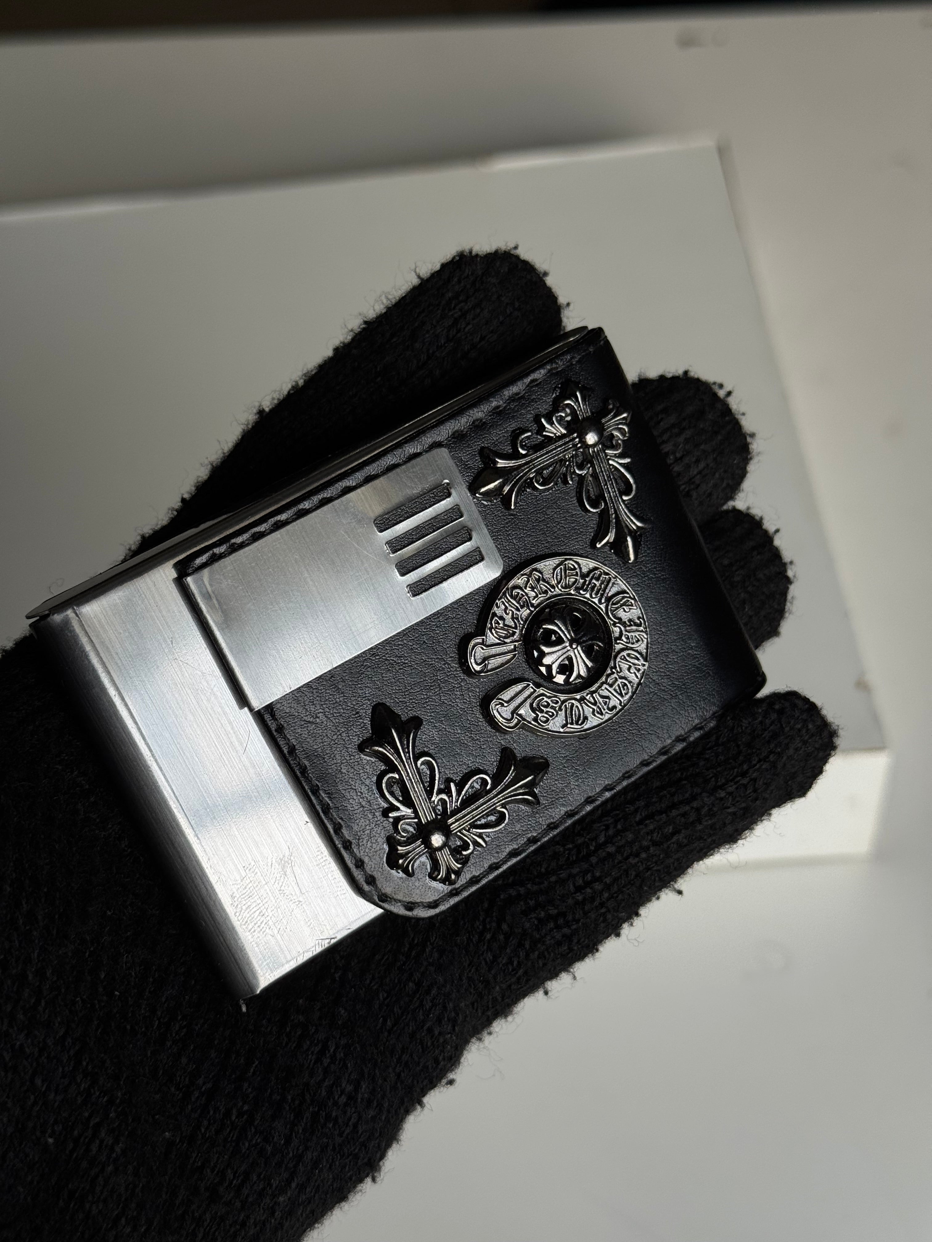 Metal gothic cross wallet