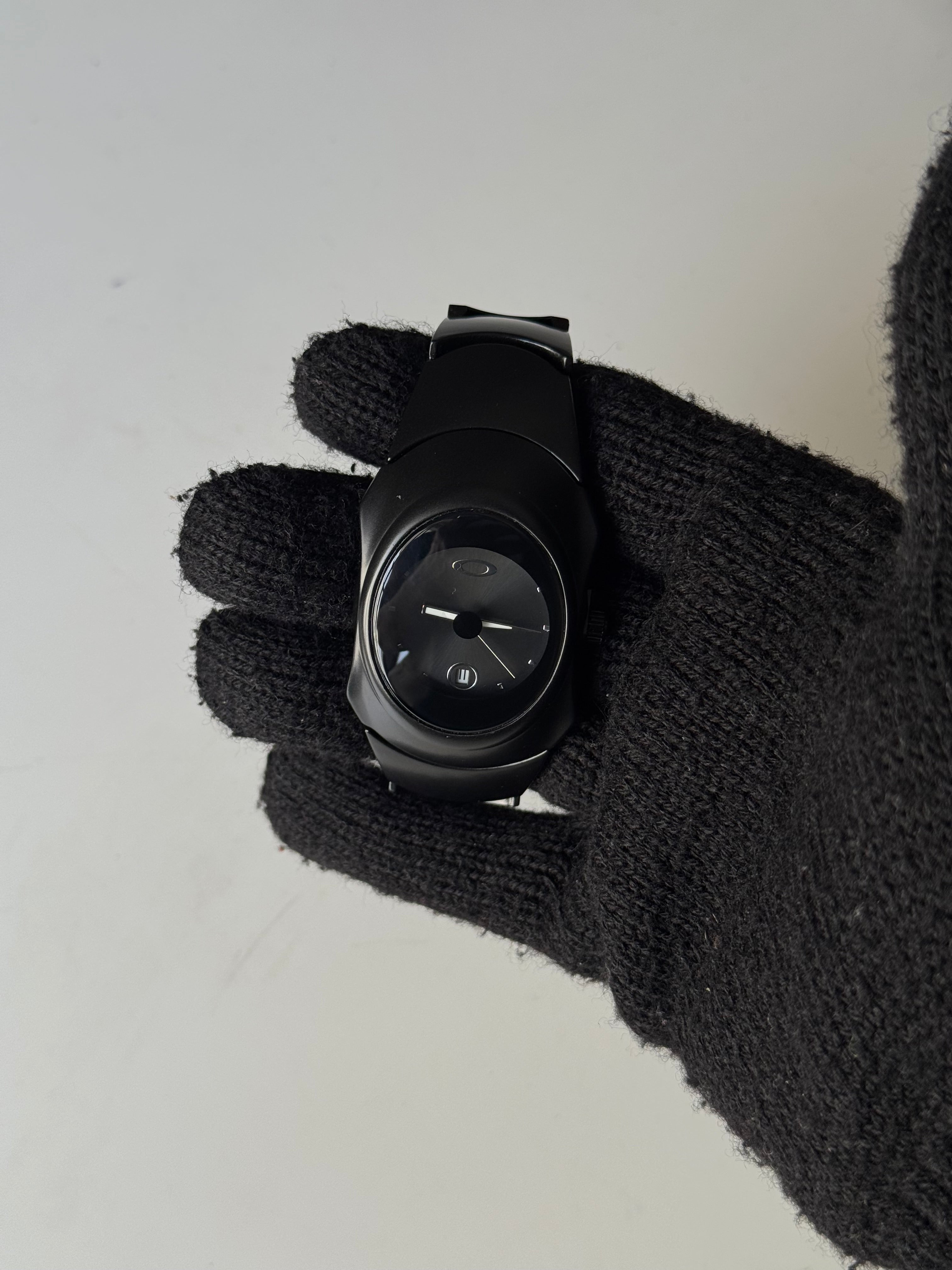 Oakley retro watch-thumbmail-3