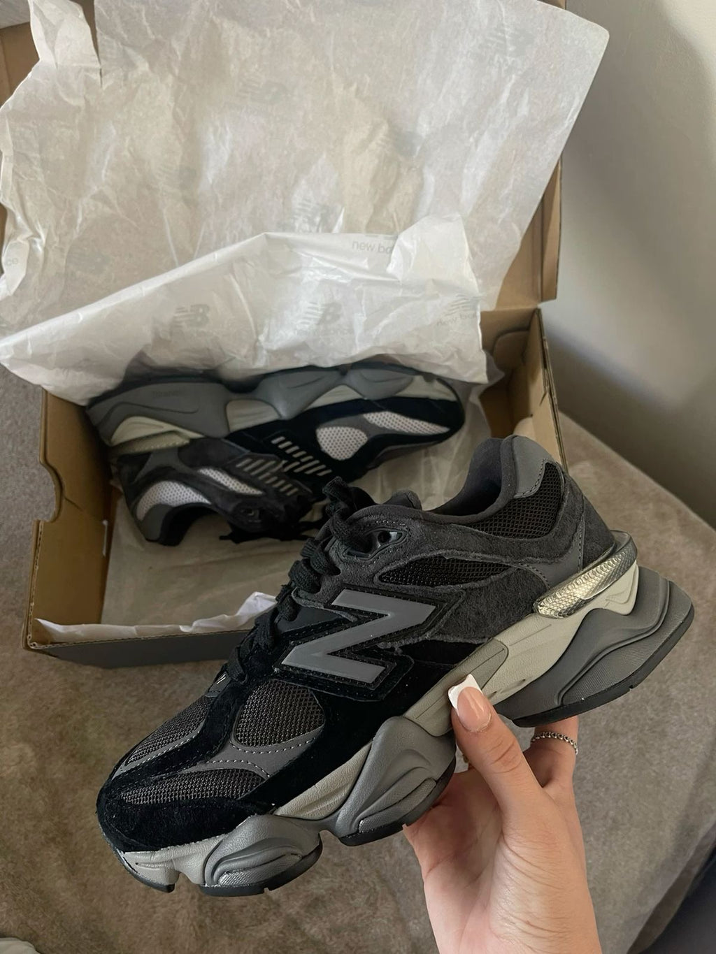 New balance 9060 black grey