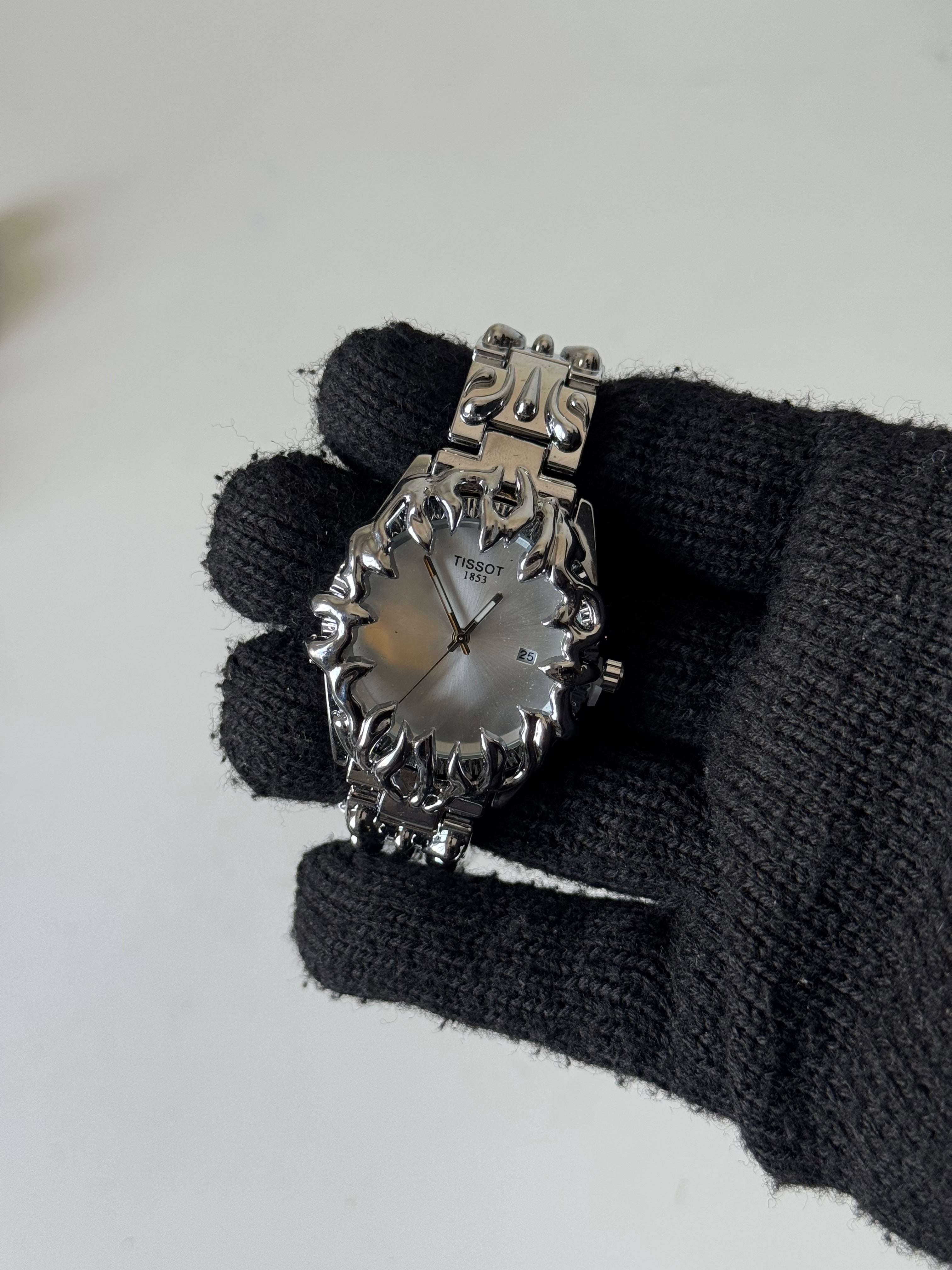 The claw / white dial-thumbmail-3