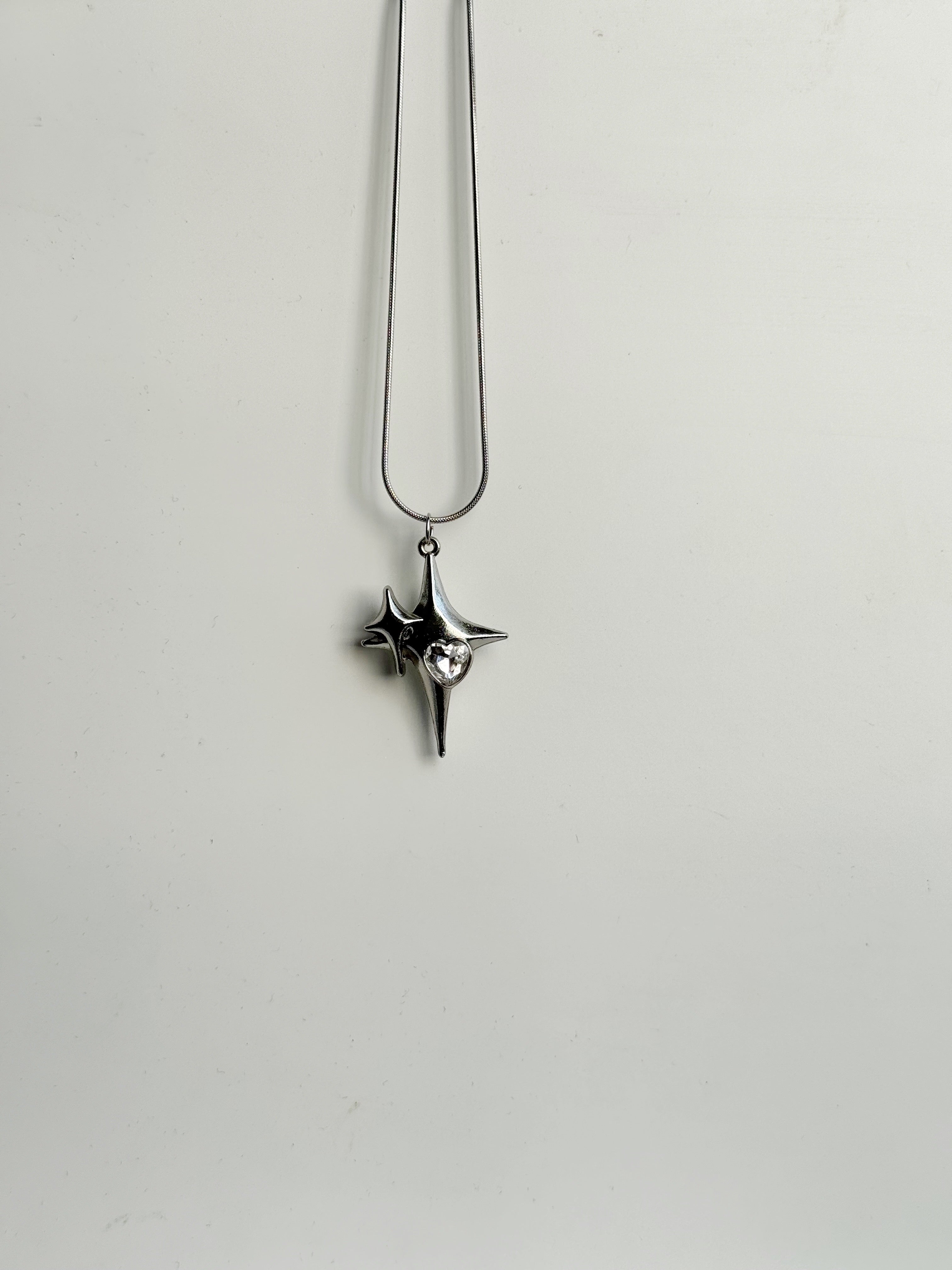 White stone twin pendant chain