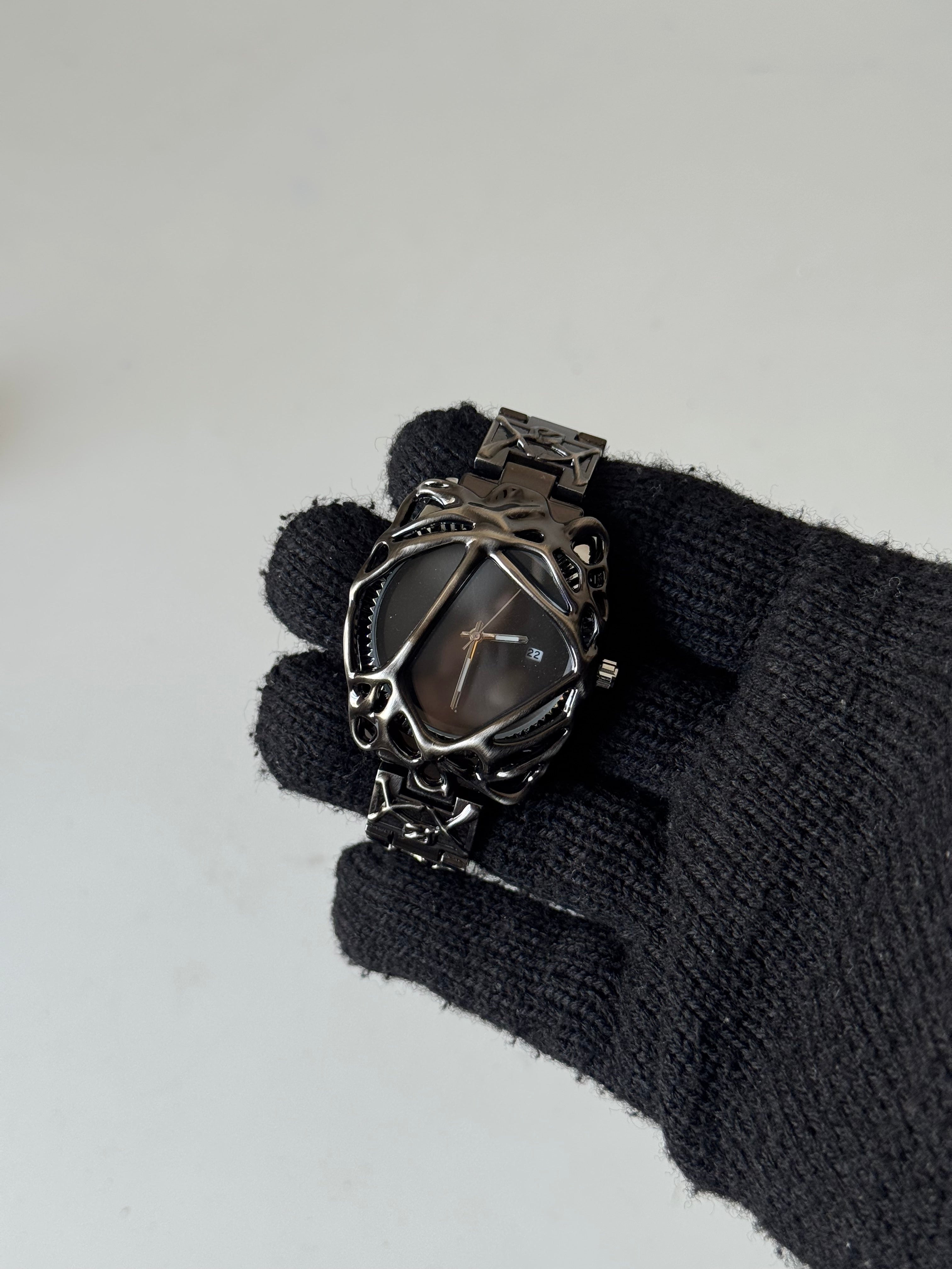 The spider web-thumbmail-3