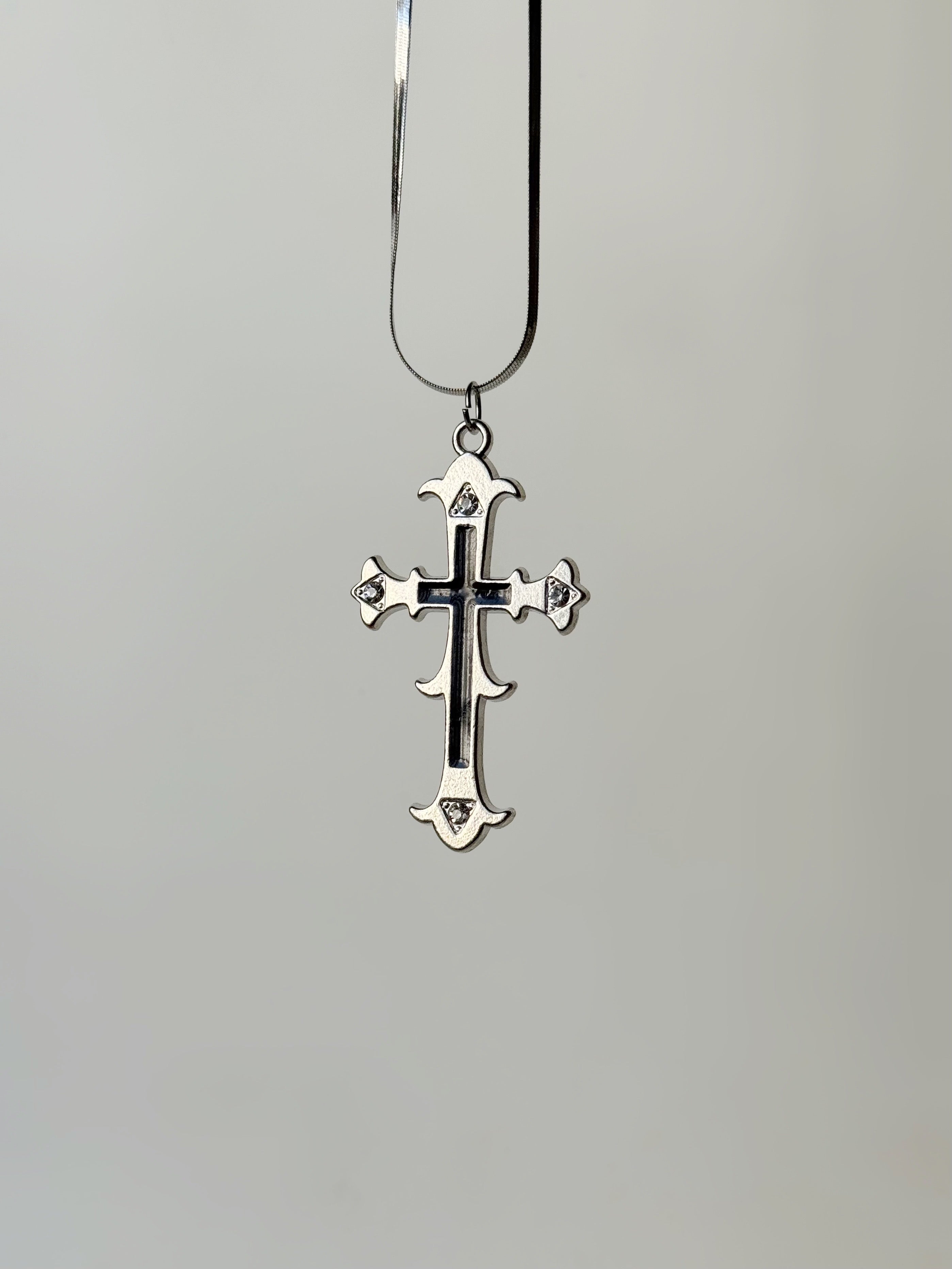 Silver toned cross